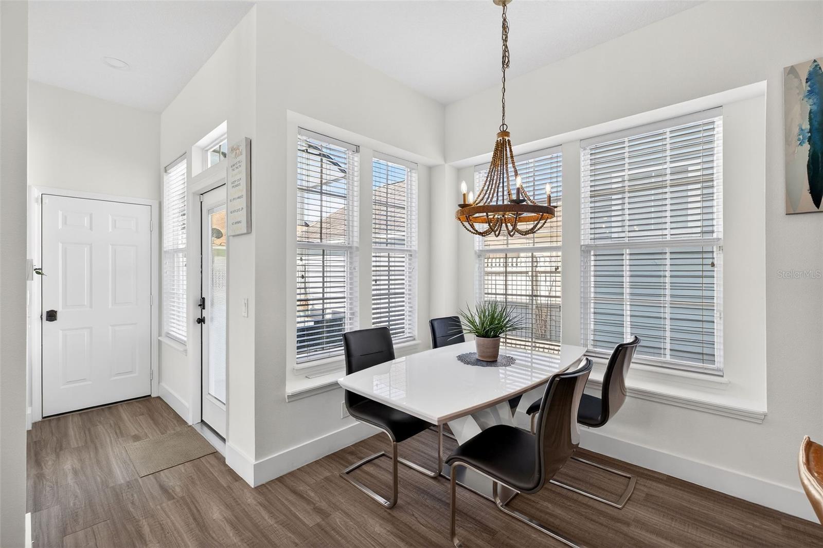 CELEBRATION LAKE EVALYN - Residential