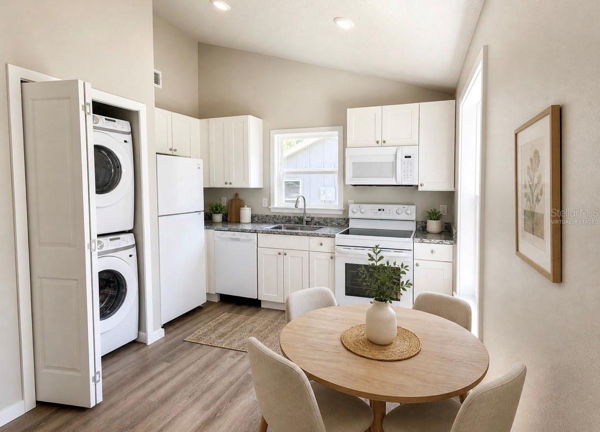 EDGE’S SECOND ADDITION TO GROVELAND - Residential