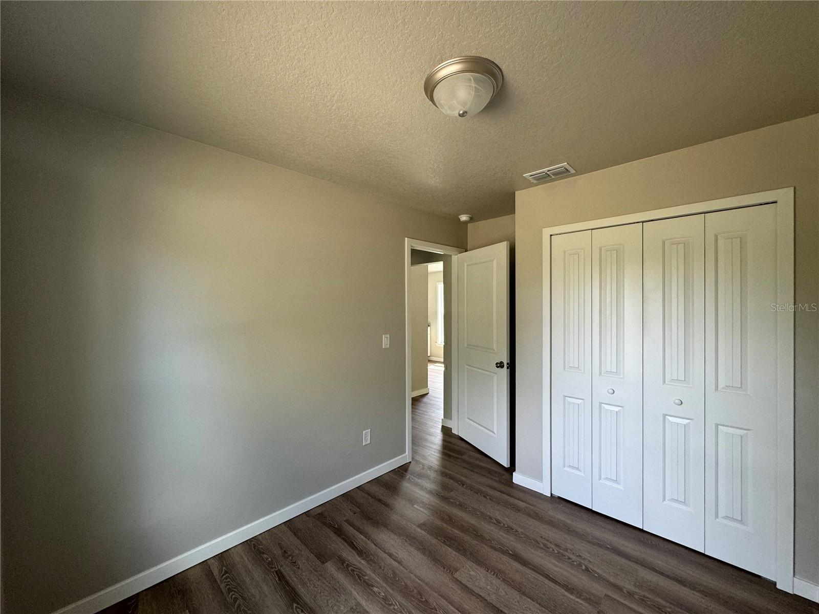 EDGE’S SECOND ADDITION TO GROVELAND - Residential