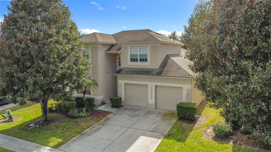 Photo of 7716 Teascone Boulevard, Kissimmee, FL 34747 (MLS # O6368815)