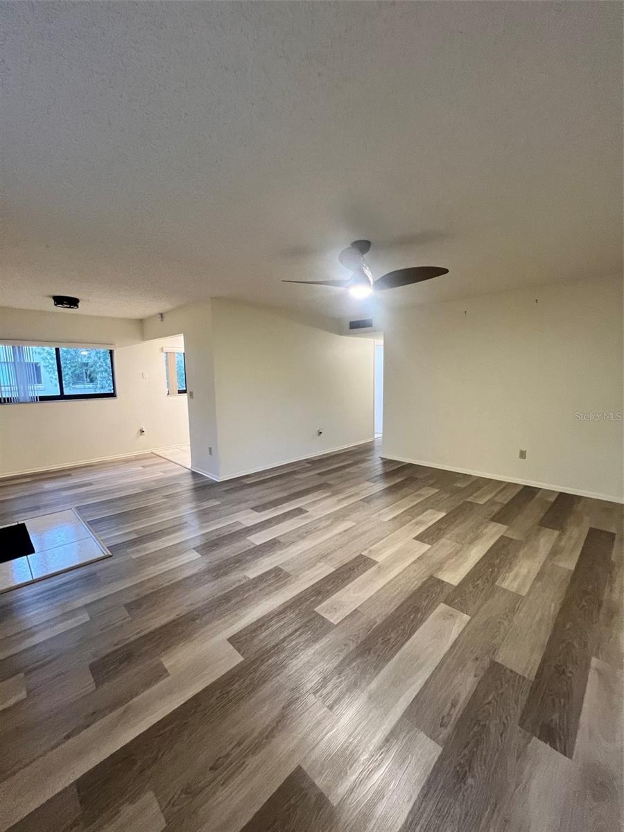 RAINTREE VILLAGE CONDO N - Residential