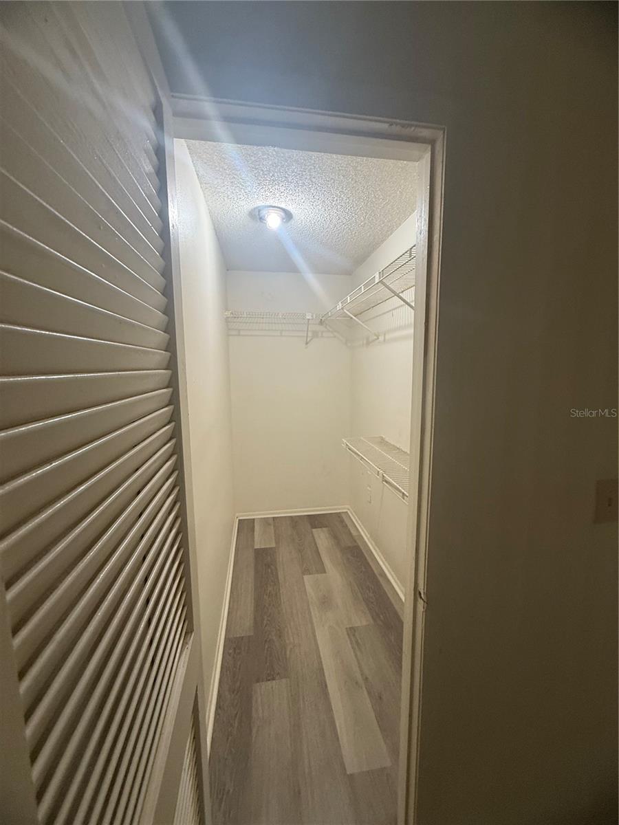 RAINTREE VILLAGE CONDO N - Residential