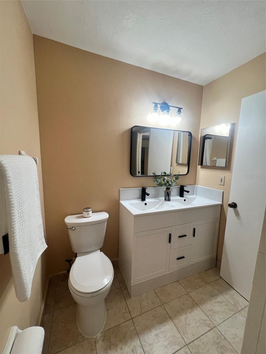 RAINTREE VILLAGE CONDO N - Residential