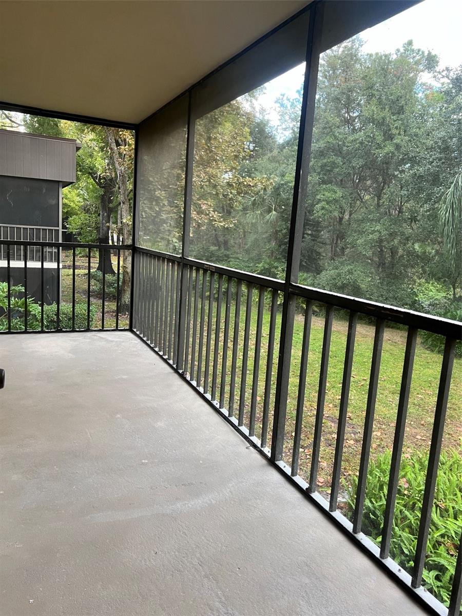 RAINTREE VILLAGE CONDO N - Residential