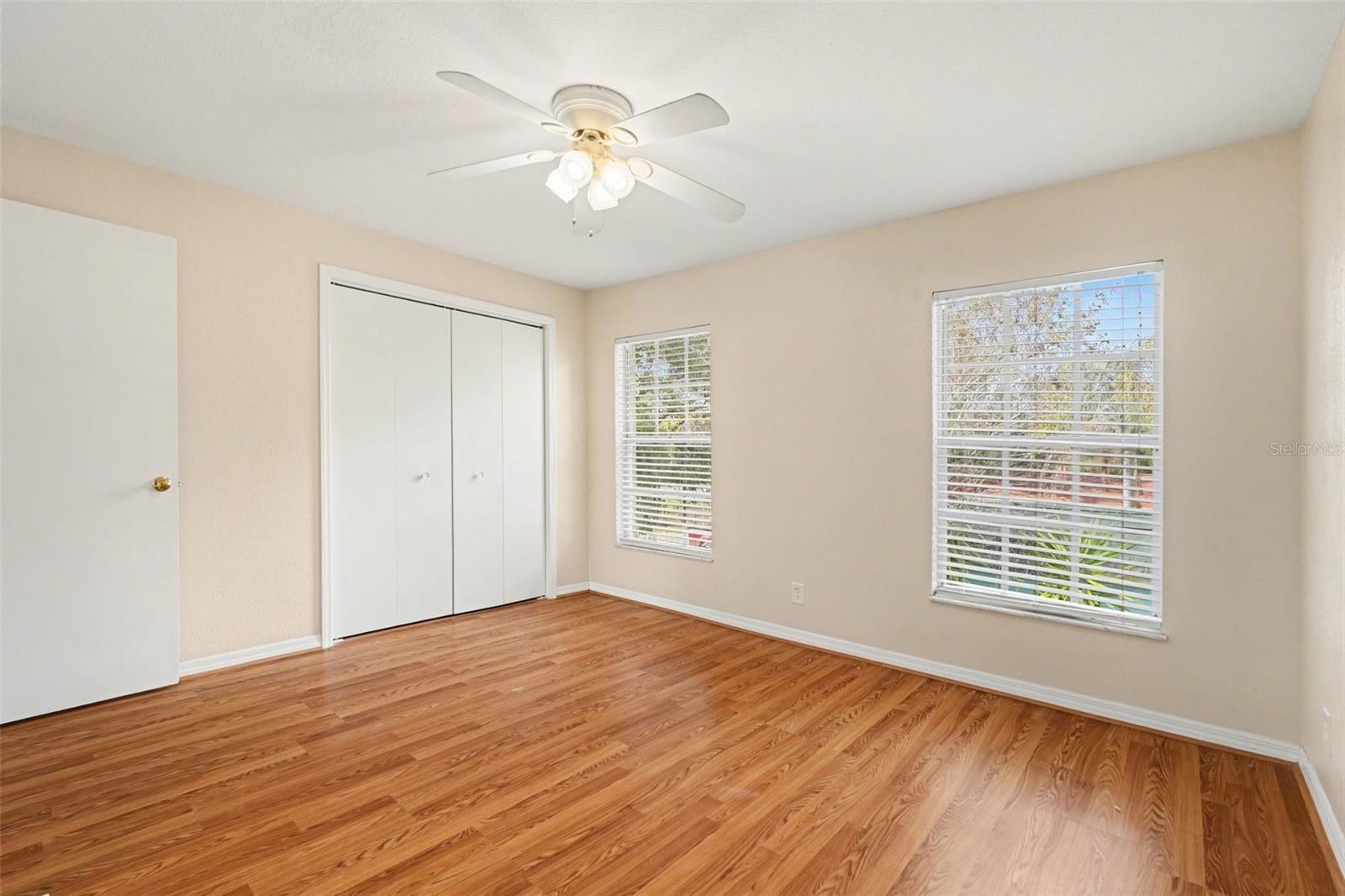 EMBASSY PARK TWNHMS CONDO - Residential