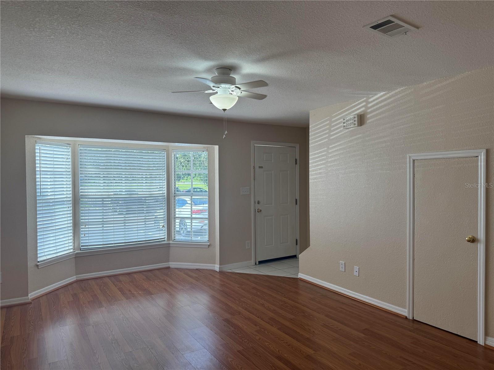 EMBASSY PARK TWNHMS CONDO - Residential