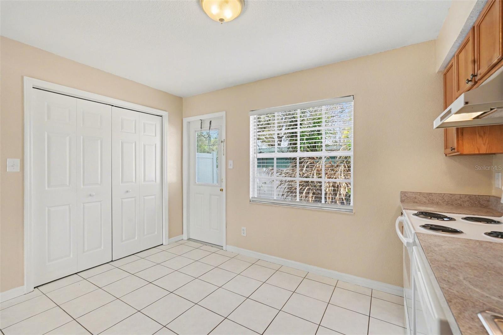 EMBASSY PARK TWNHMS CONDO - Residential