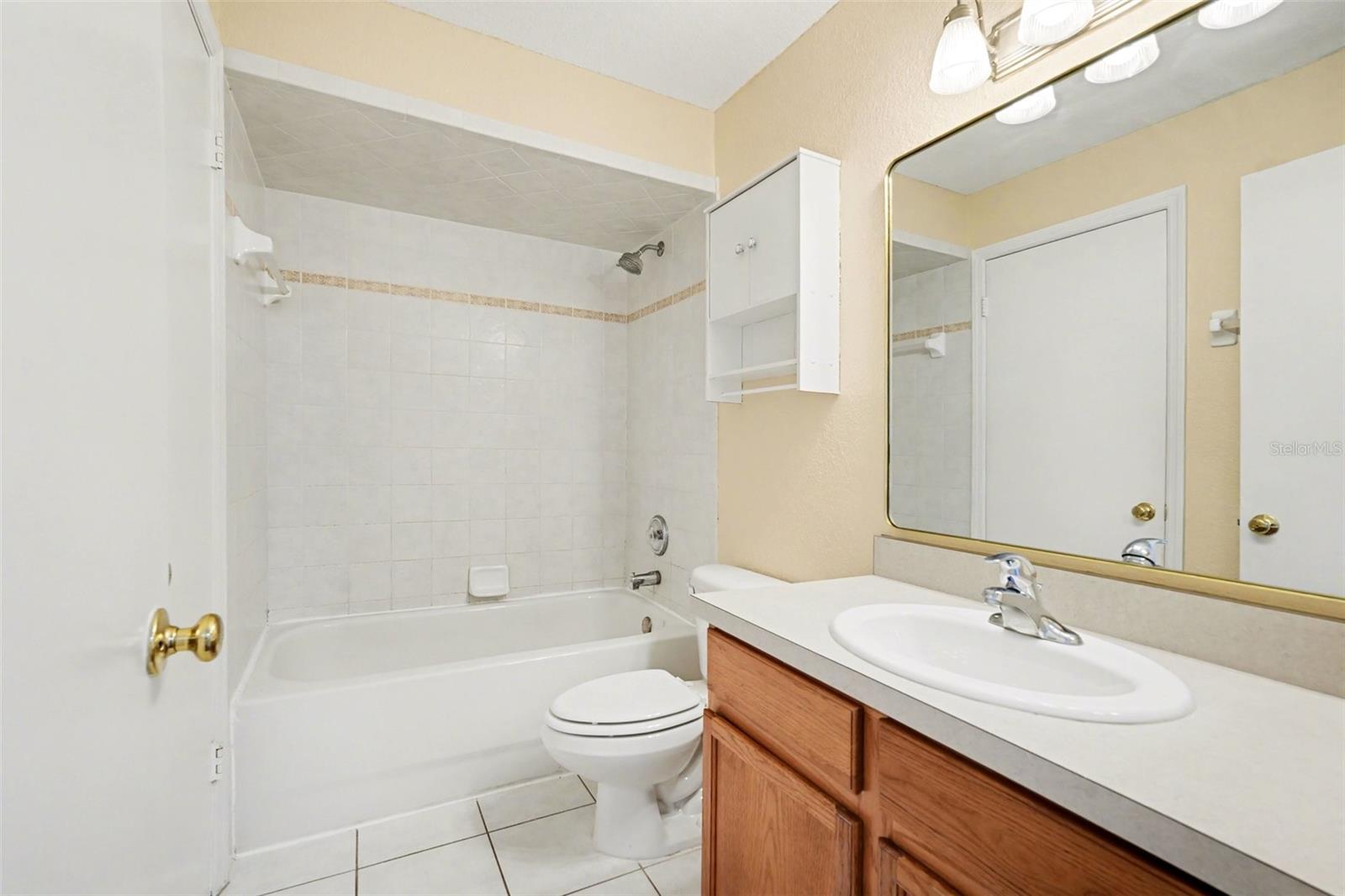 EMBASSY PARK TWNHMS CONDO - Residential