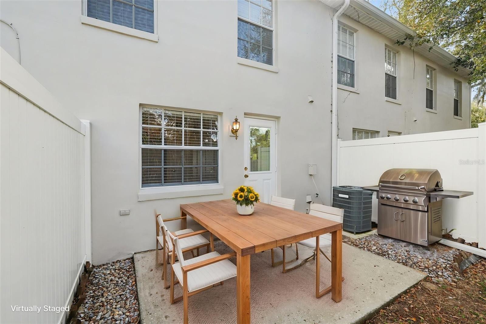 EMBASSY PARK TWNHMS CONDO - Residential