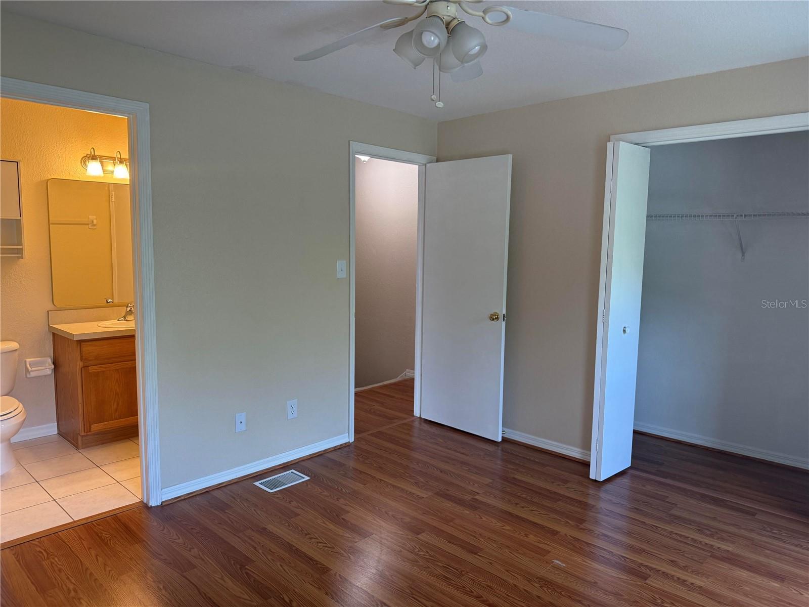 EMBASSY PARK TWNHMS CONDO - Residential