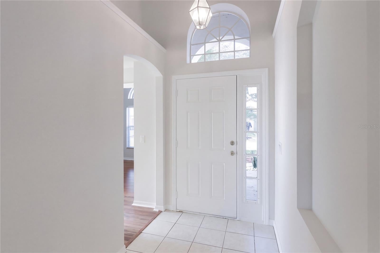 2612 WHITEWOOD ROAD