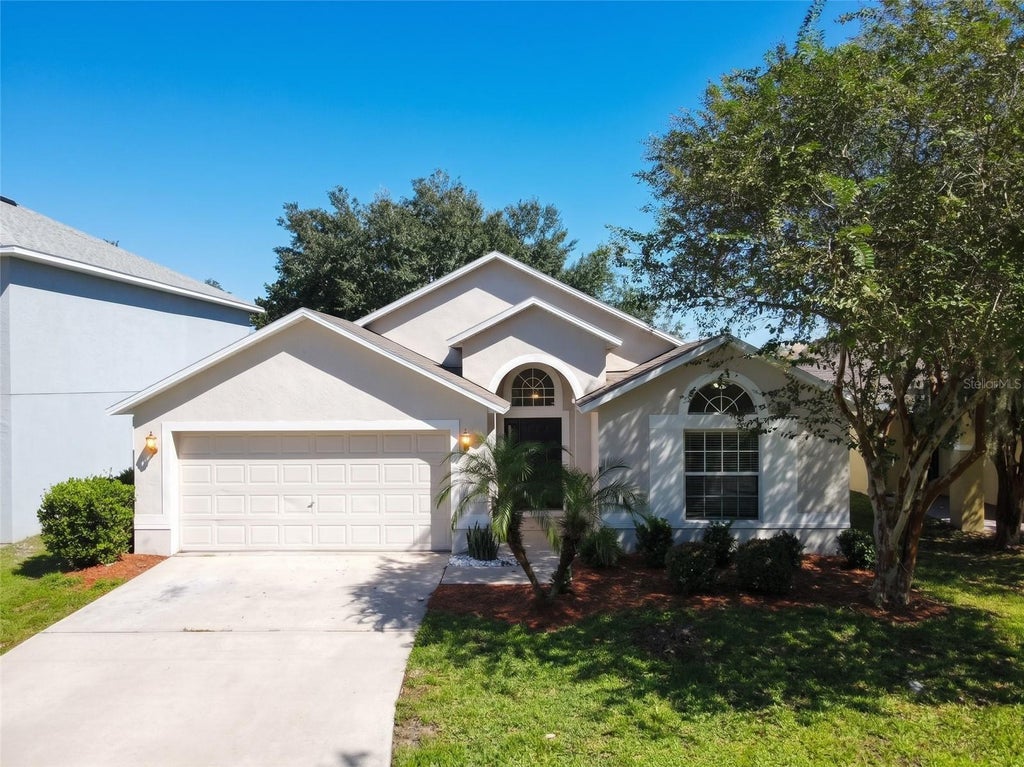 Photo of 2612 Whitewood Road, Mulberry, FL 33860 (MLS # O6449616)