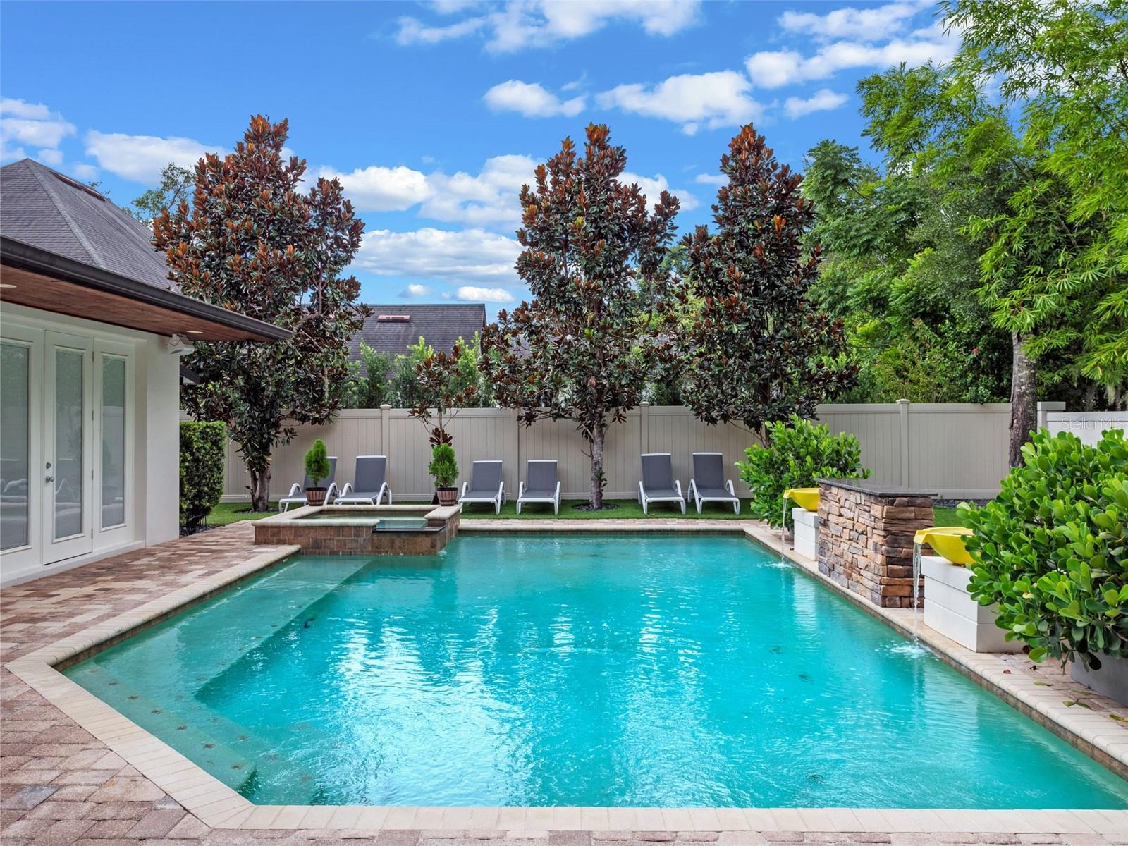 DIXIE TERRACE - Residential