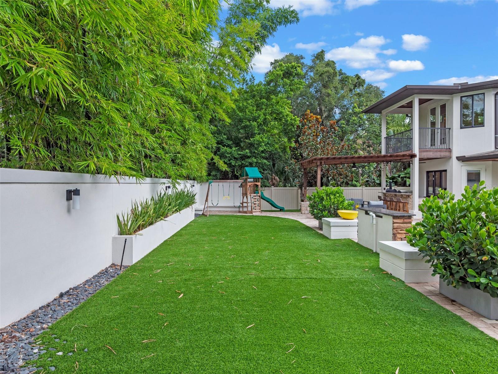 DIXIE TERRACE - Residential