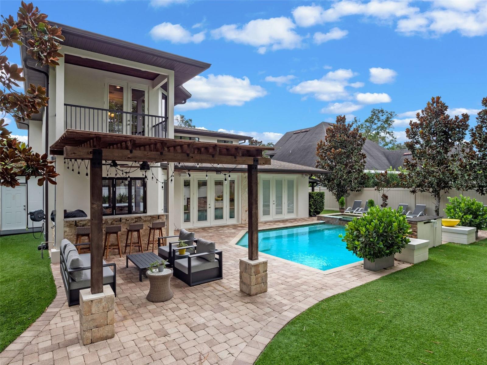 DIXIE TERRACE - Residential
