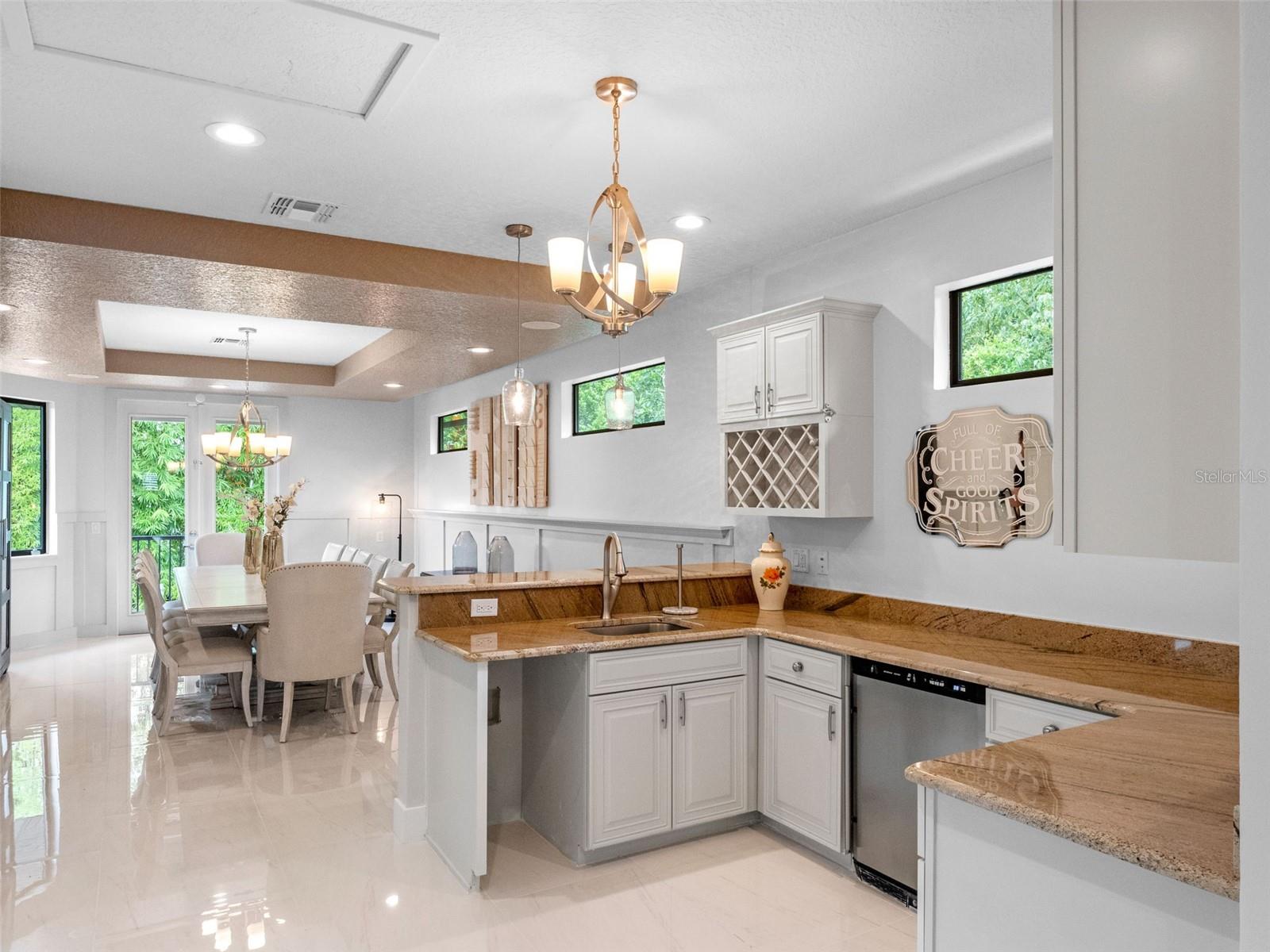 DIXIE TERRACE - Residential