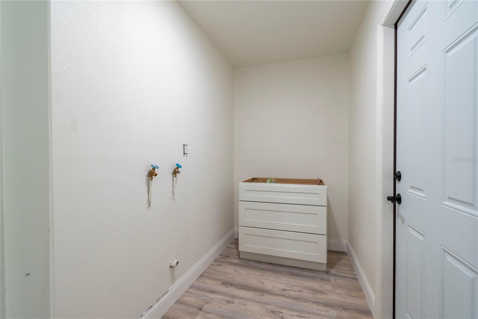 PALM SHADOWS VACD - Residential