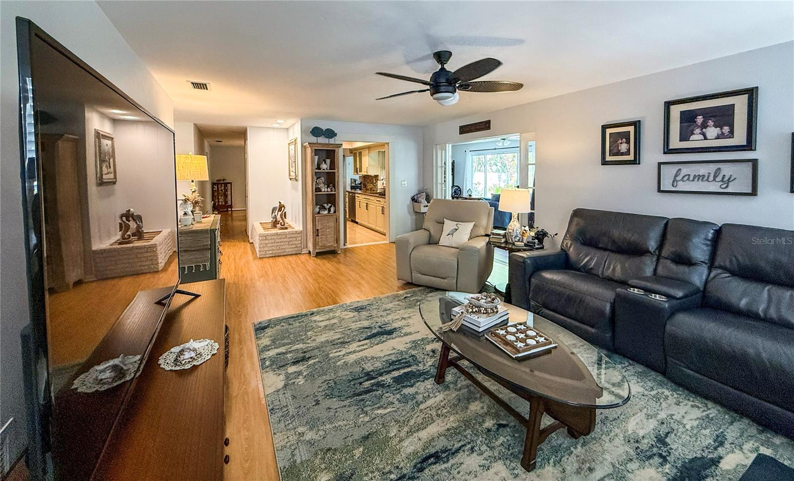 IMPERIAL PARK - Residential