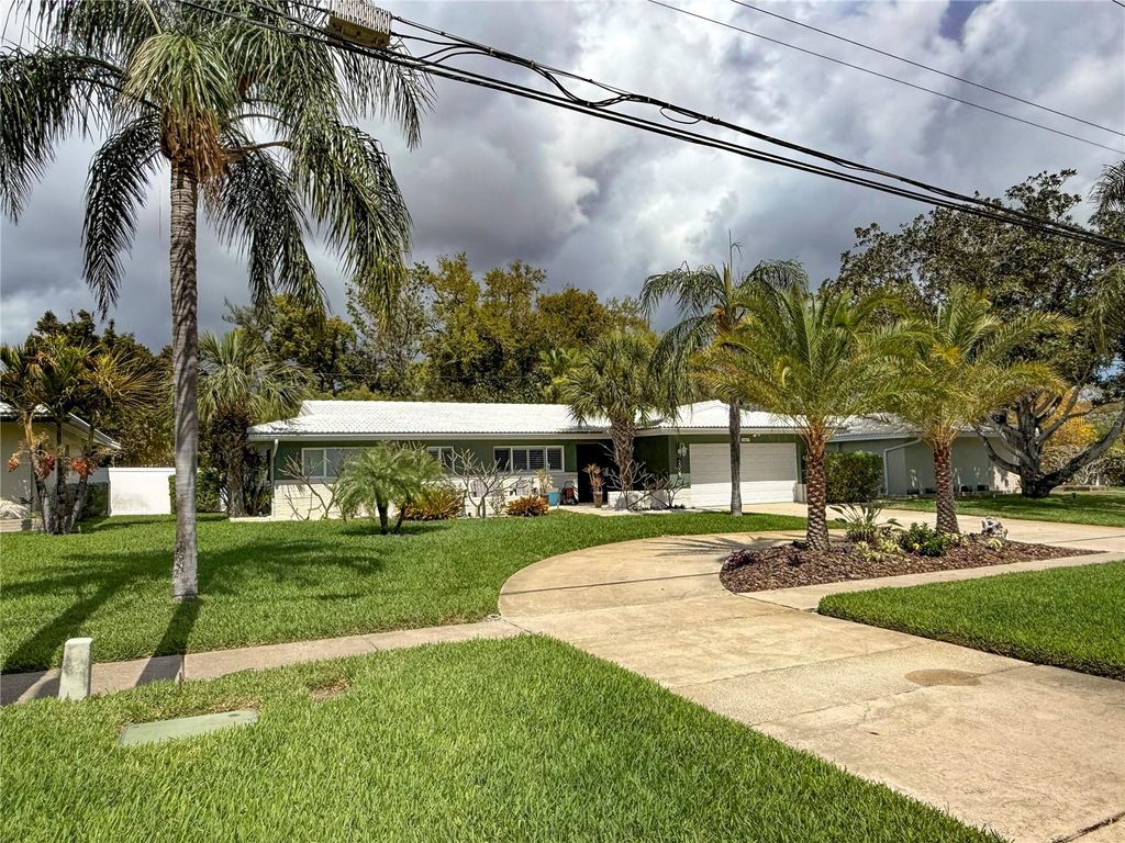 Photo of 2058 Nursery Road, Clearwater, FL 33764 (MLS # TB8484055)