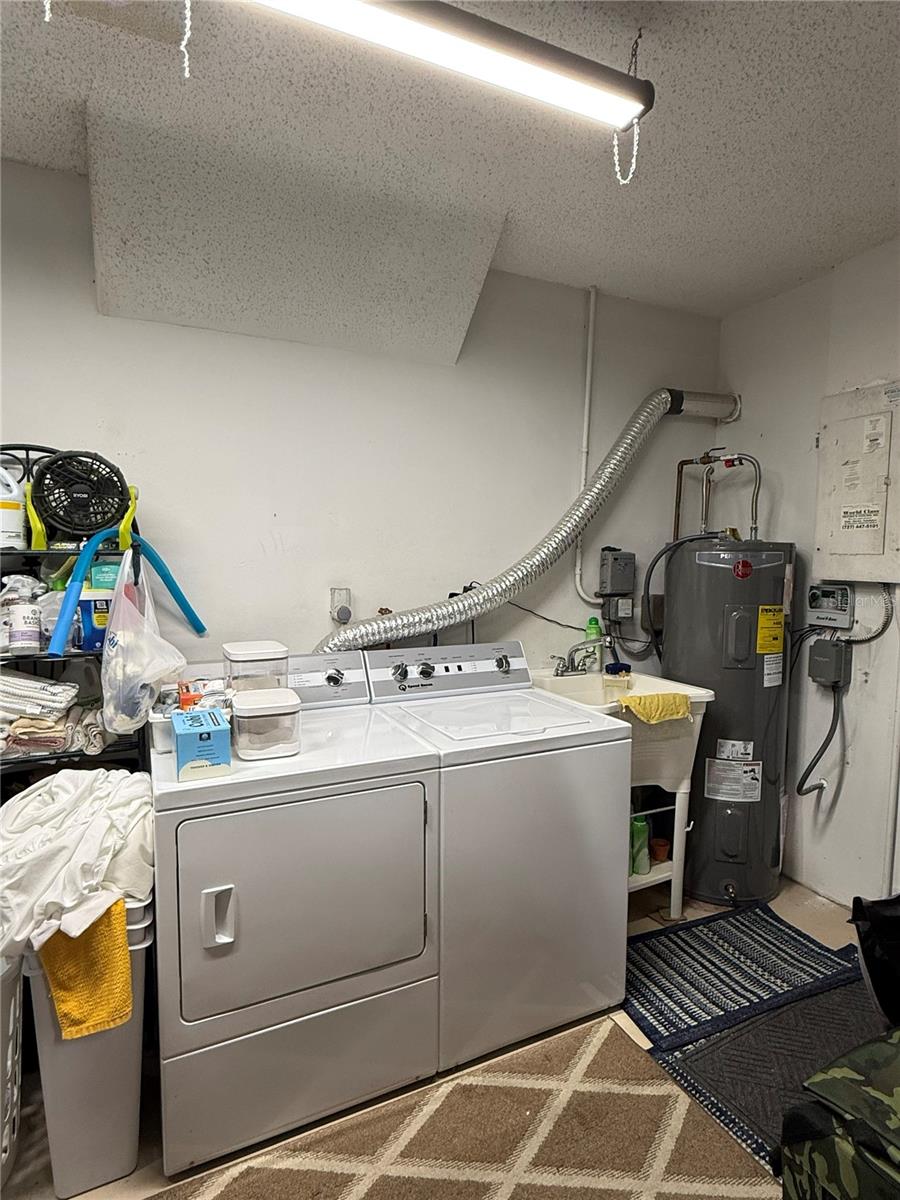 IMPERIAL PARK - Residential