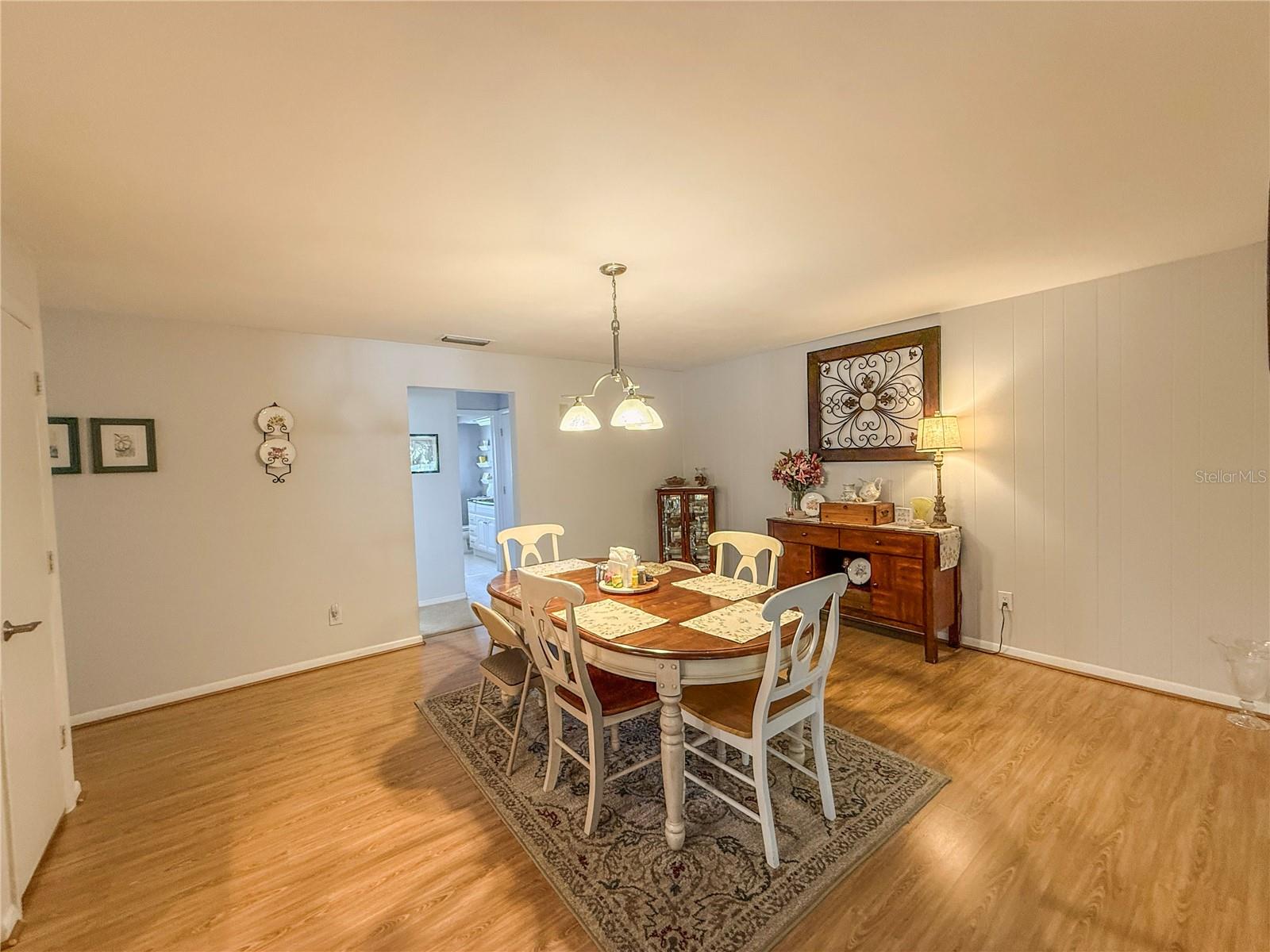 IMPERIAL PARK - Residential