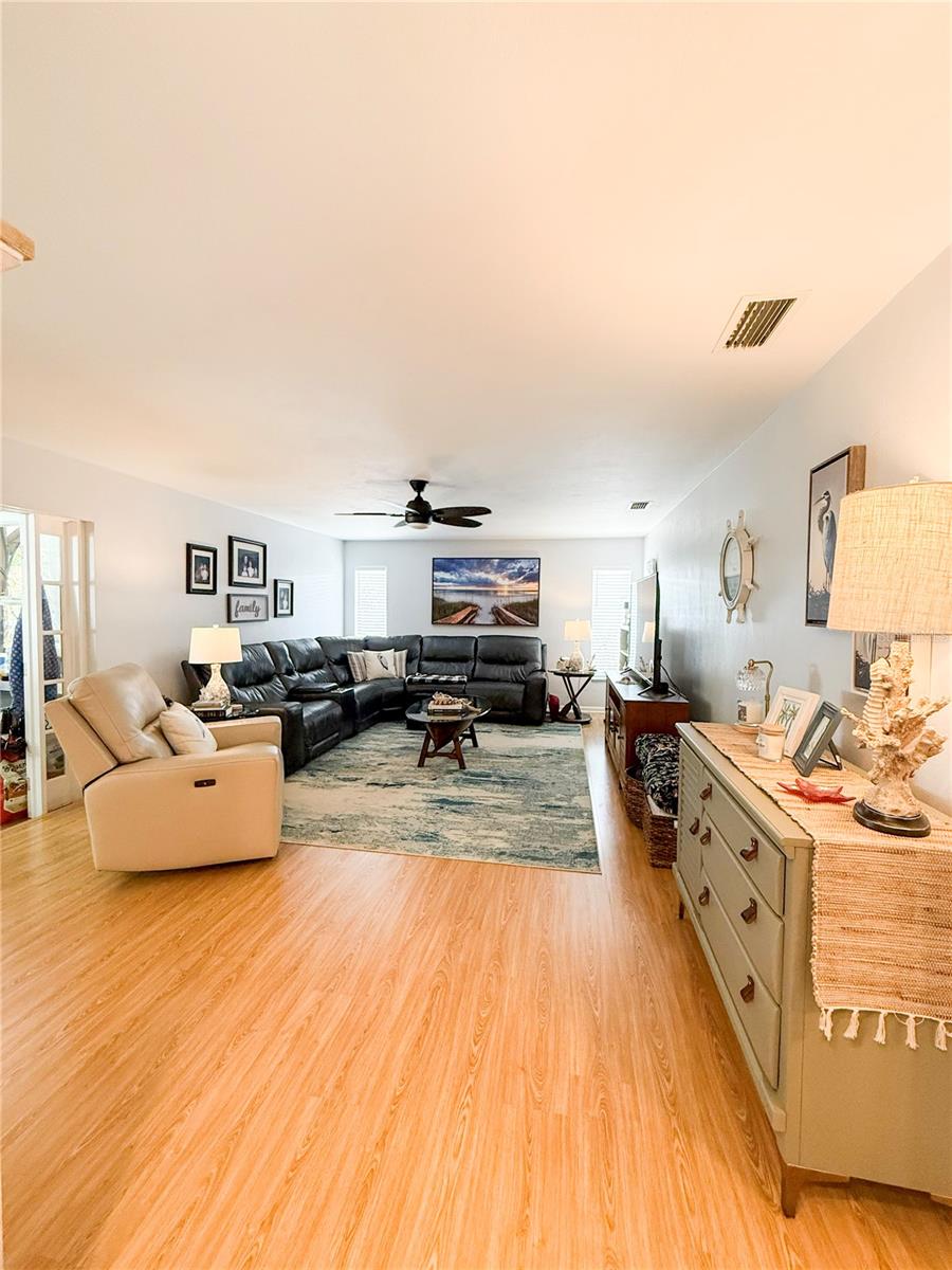 IMPERIAL PARK - Residential