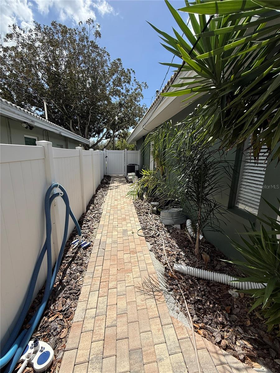 IMPERIAL PARK - Residential