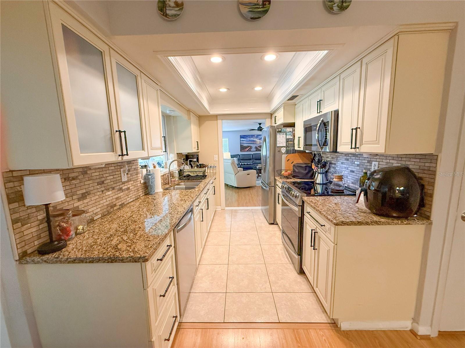 IMPERIAL PARK - Residential