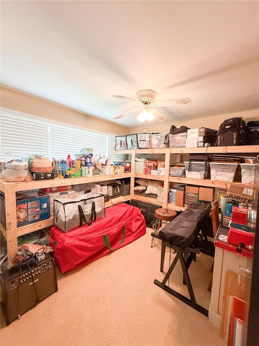 IMPERIAL PARK - Residential