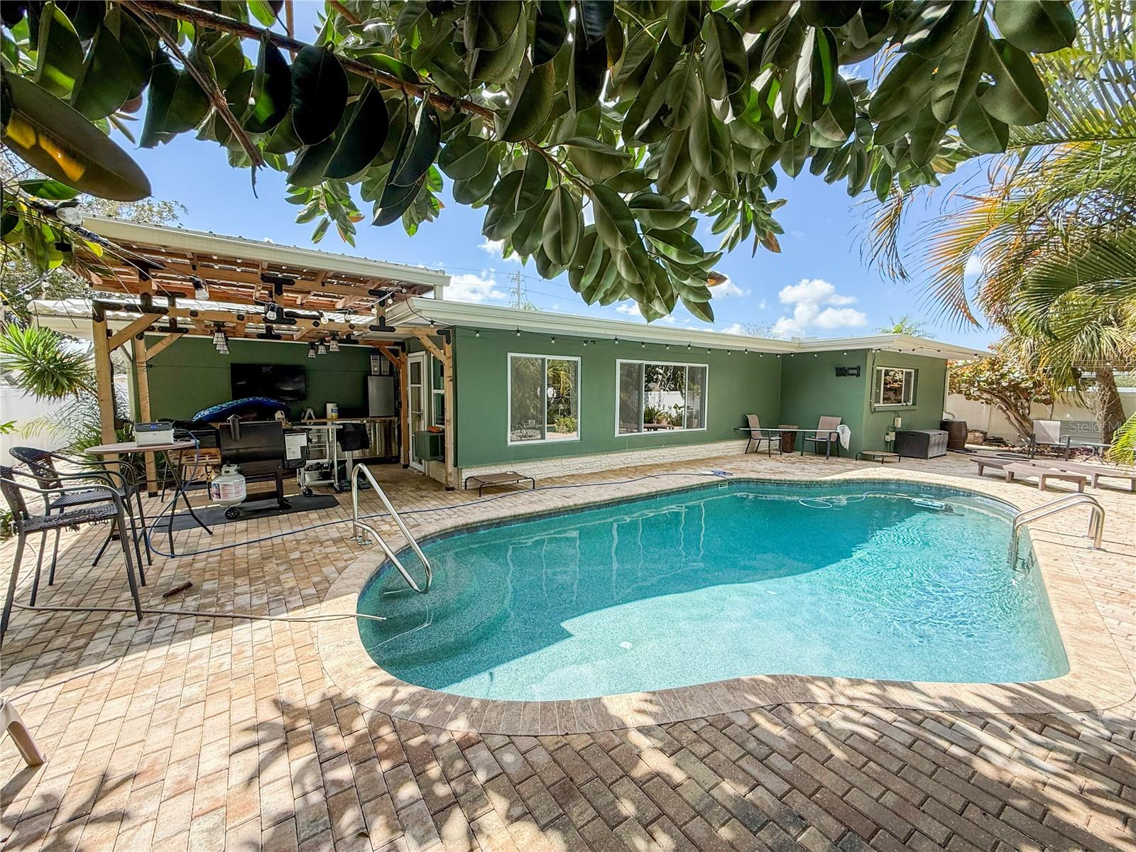 IMPERIAL PARK - Residential