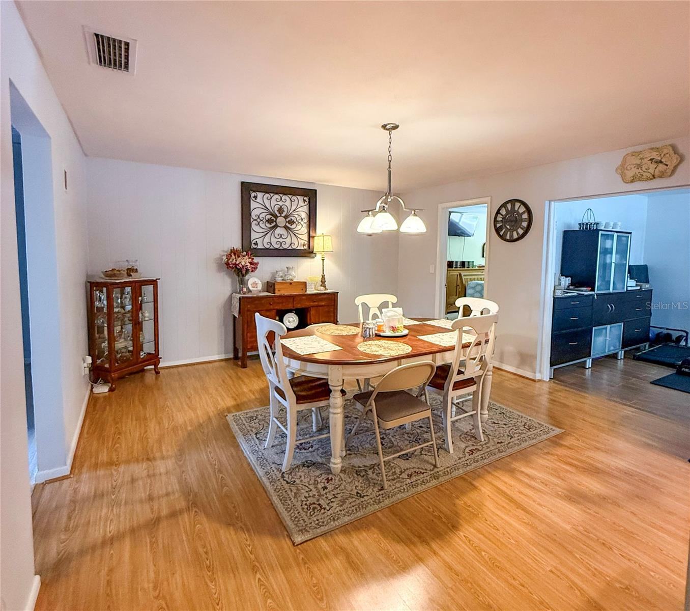 IMPERIAL PARK - Residential