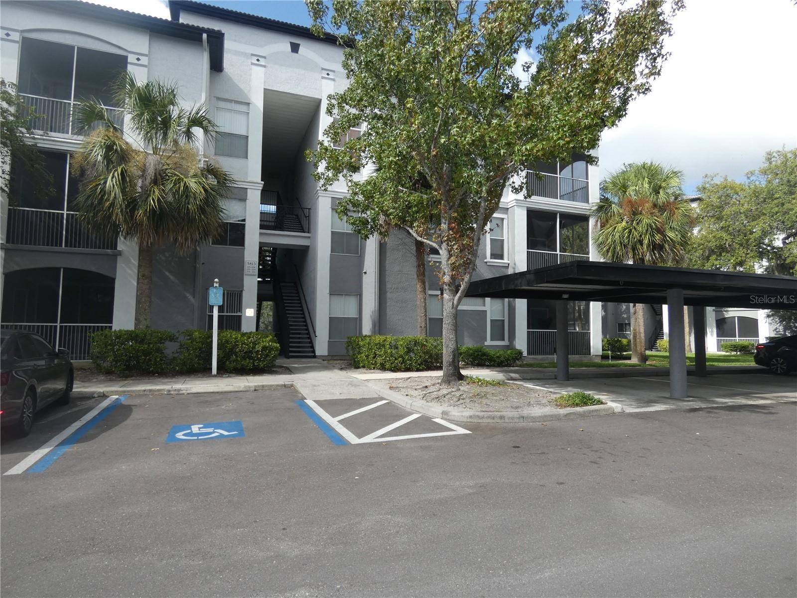 This 2/2, 1068 sqft condo has an open kitchen with all appliances, huge living and dining rooms, two split master suites with their own bathrooms, each with big walk-in closets. Large screened balcony and a storage room. Located in a gated condo community with 2 pools, club house with fitness, business center, tennis court, playgrounds, BBQ areas and pet trails. Super convenient location next to US-301, I-75 and Crosstown Expressway (15 minutes to downtown Tampa), minutes to Brandon Mall shopping, dining and entertainment. Pets OK with owner & HOA approval.