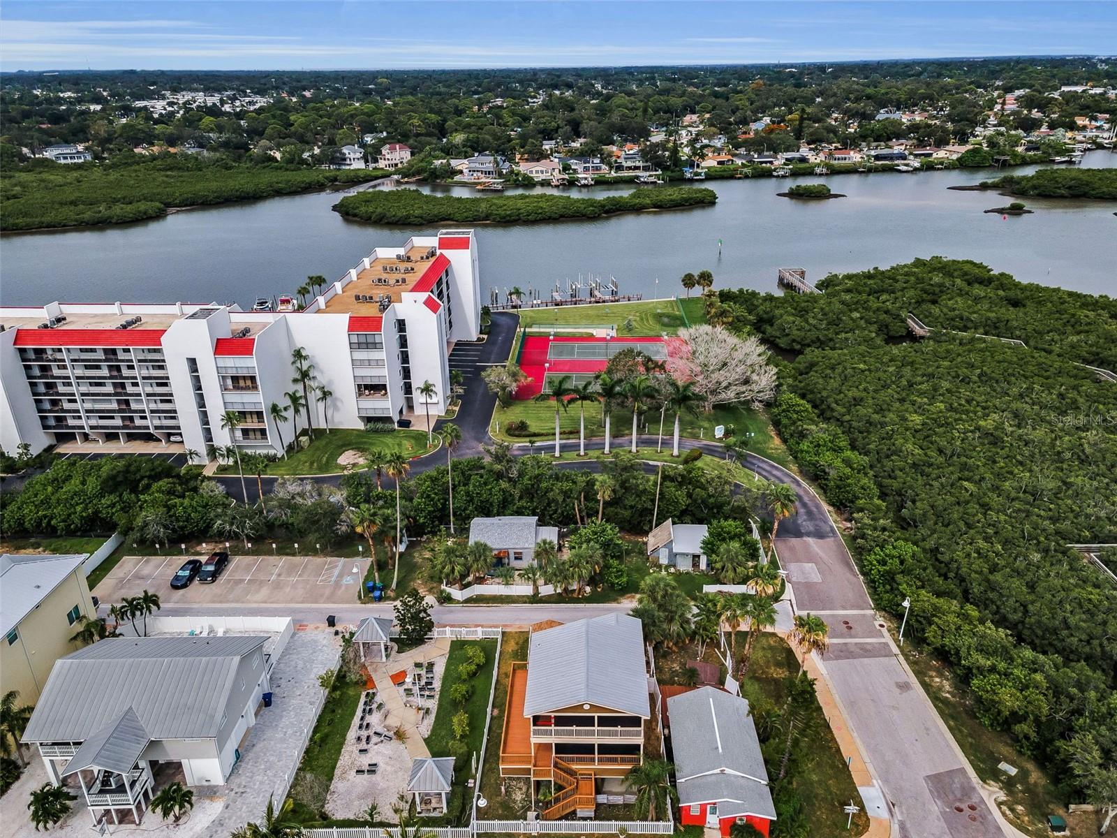 GULF VIEW CABIN VILLA - Residential