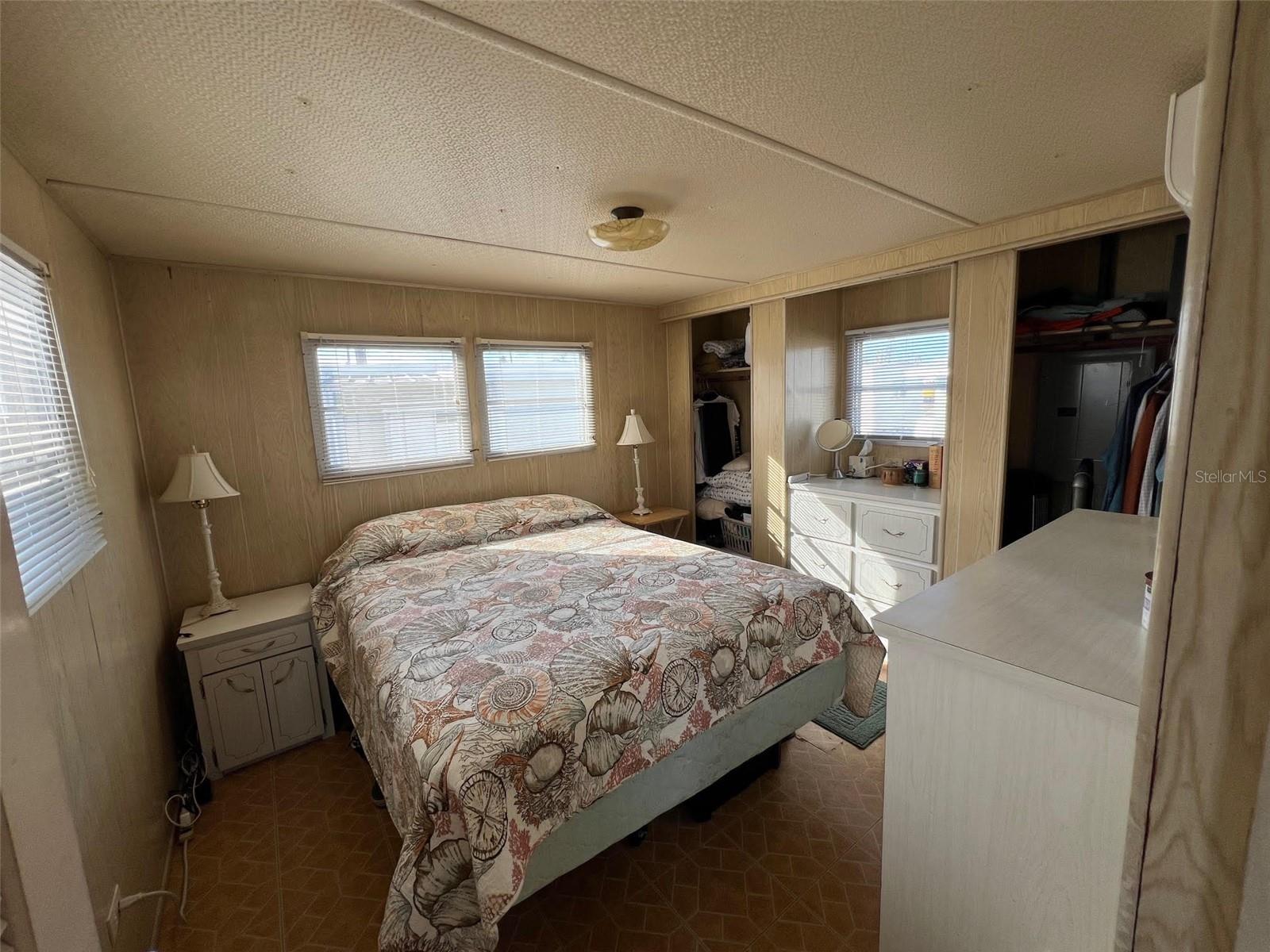 MIDWAY TRAILER COURT UNREC - Residential