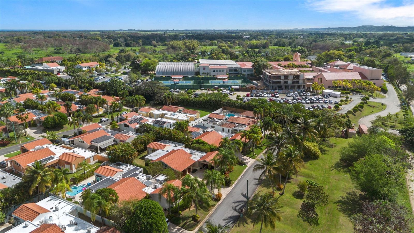 SABANERA DORADO - Residential