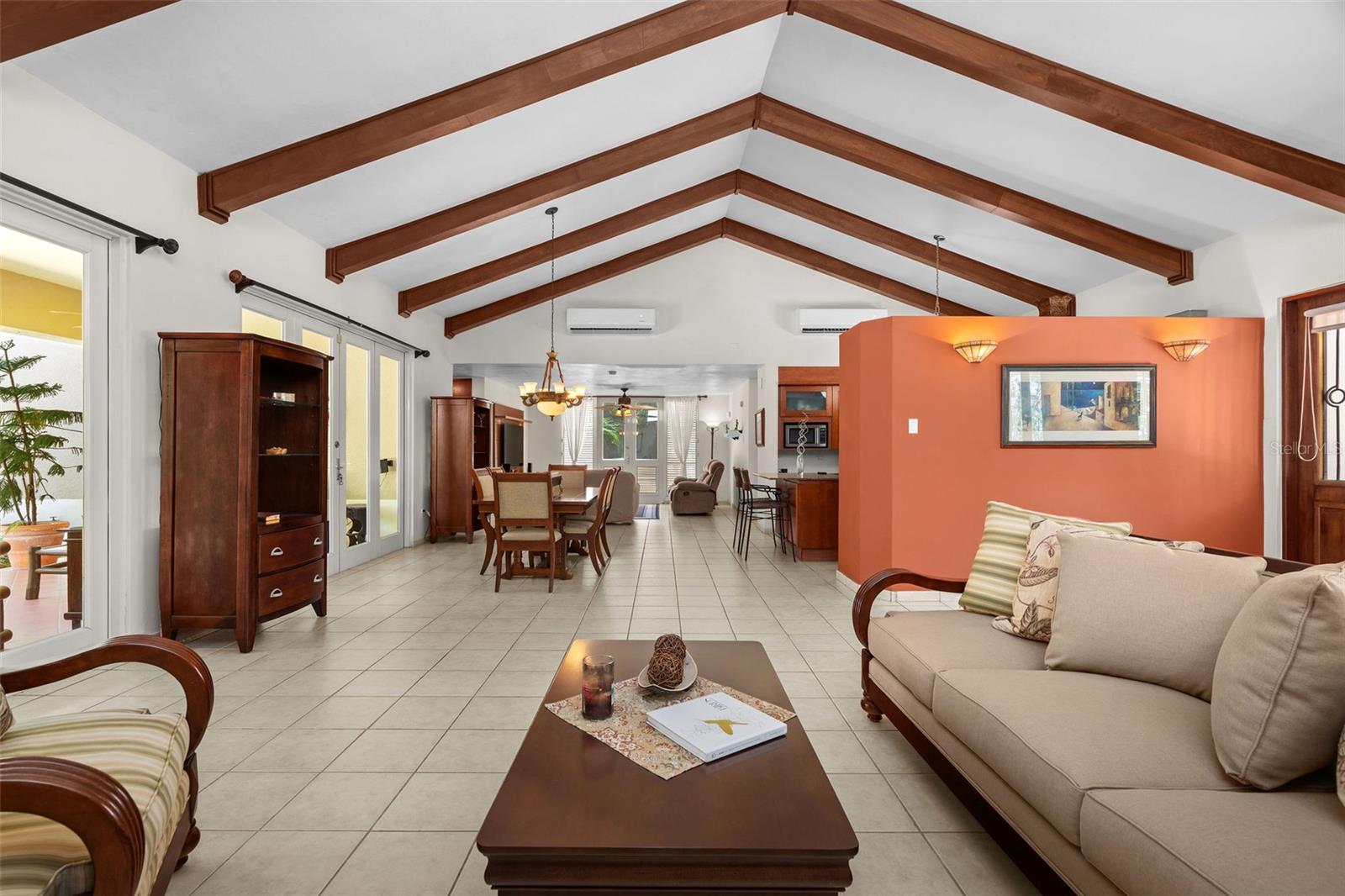 SABANERA DORADO - Residential