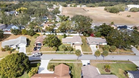 A home in PALM HARBOR