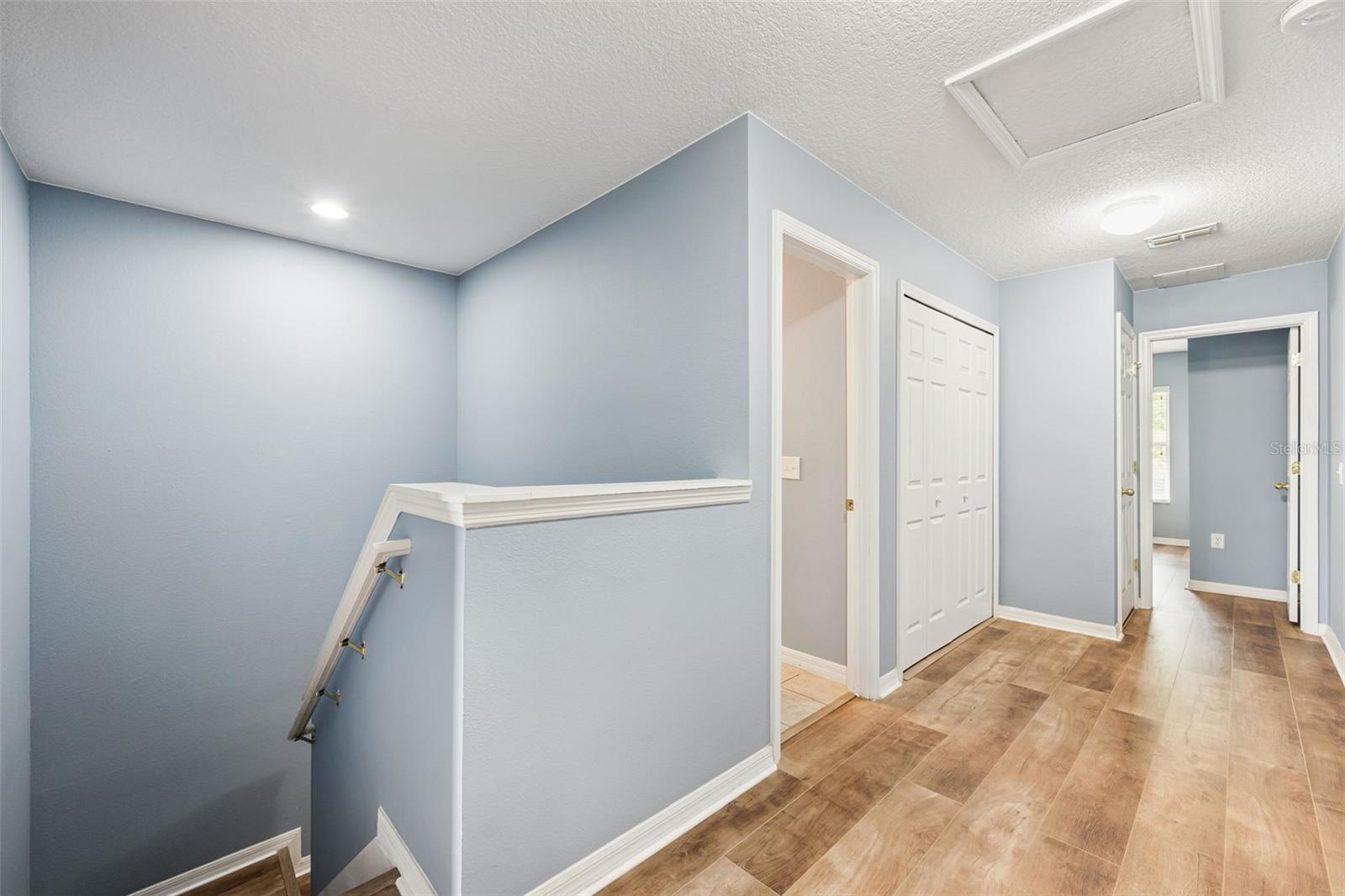 COMPASS BAY - Residential