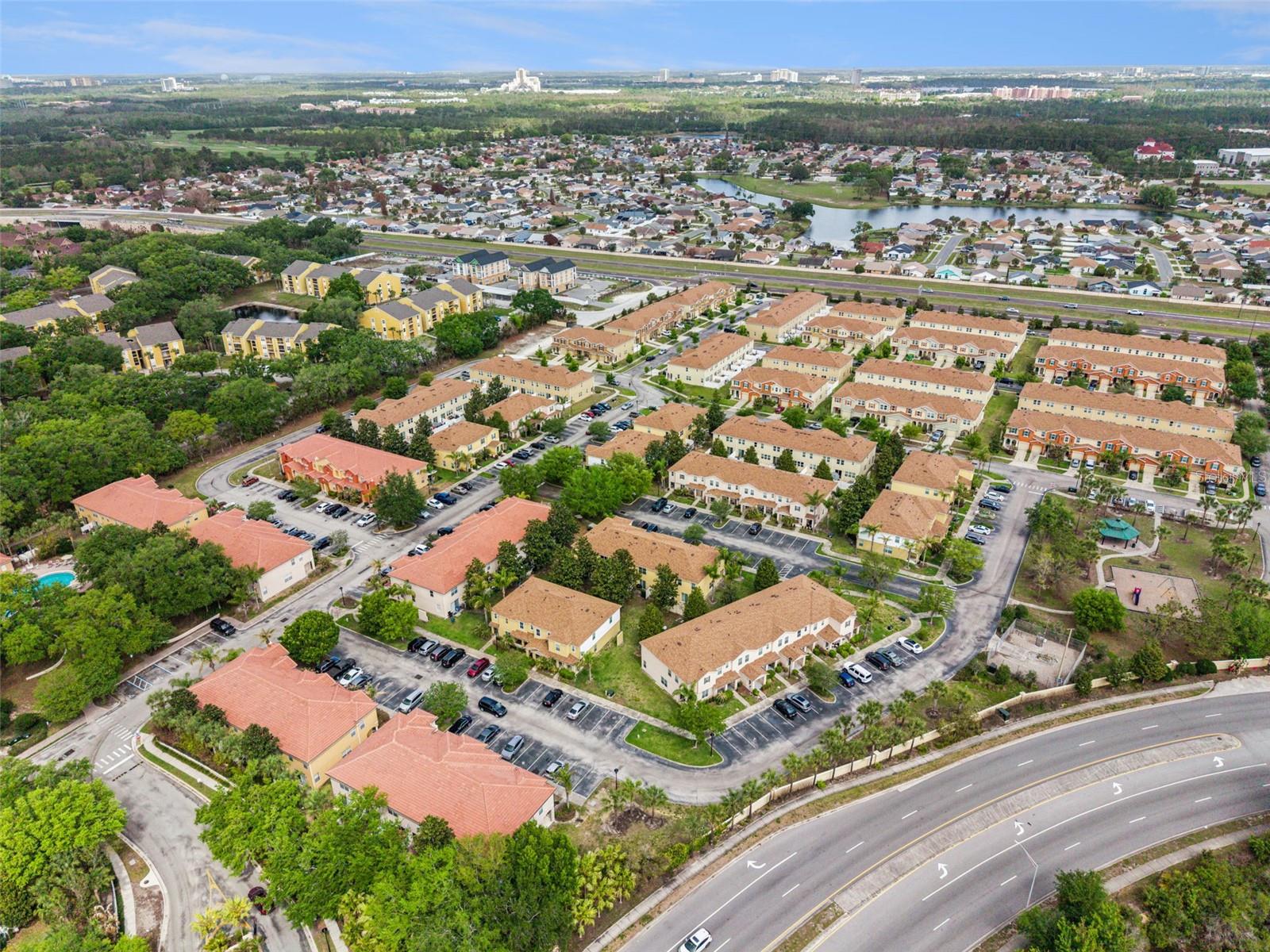 COMPASS BAY - Residential