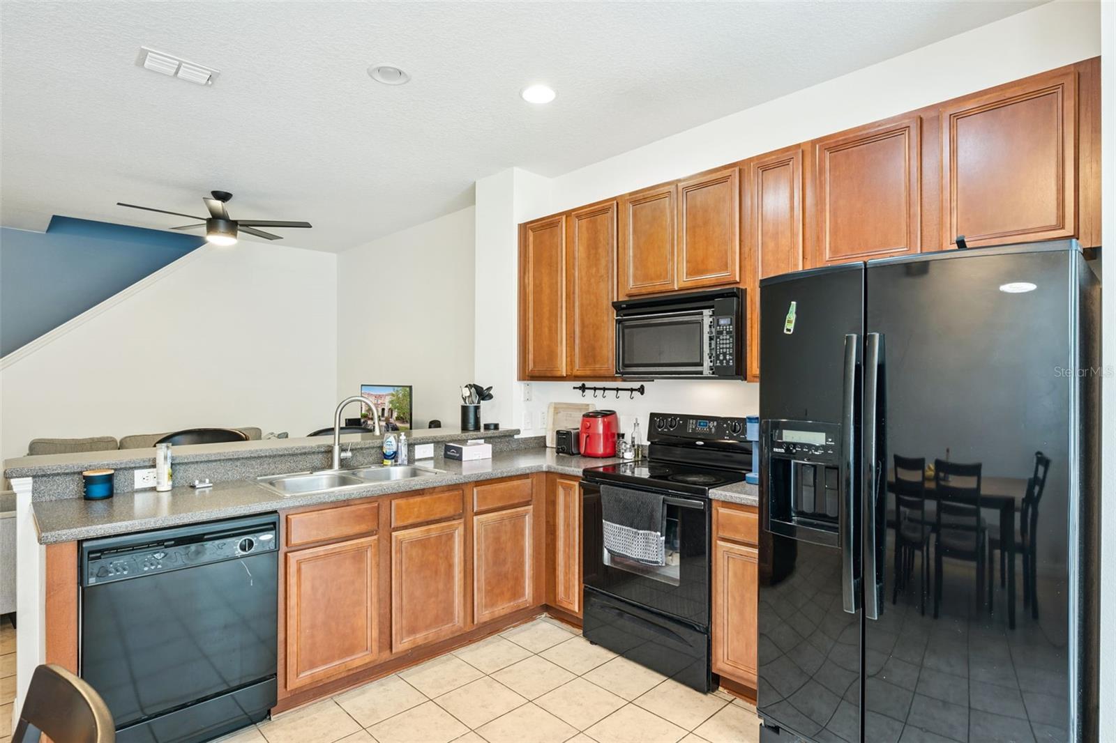 COMPASS BAY - Residential