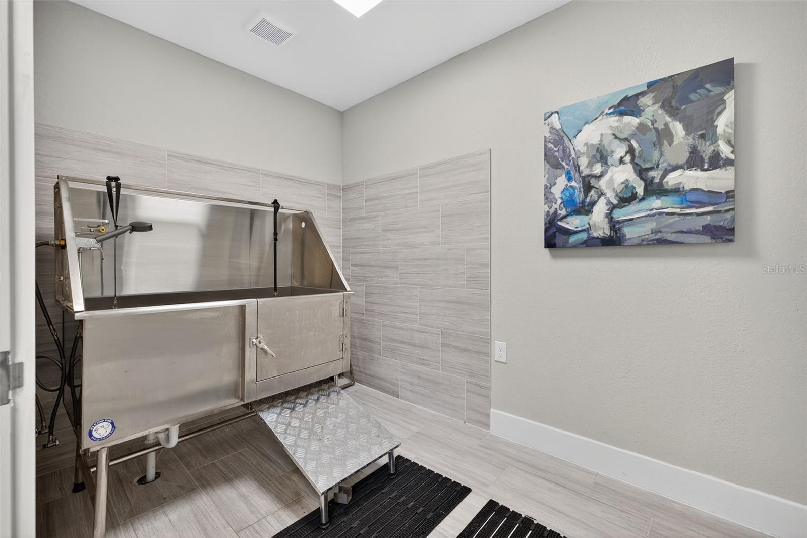 THE CARLISLE AT DUNEDIN - Residential Lease