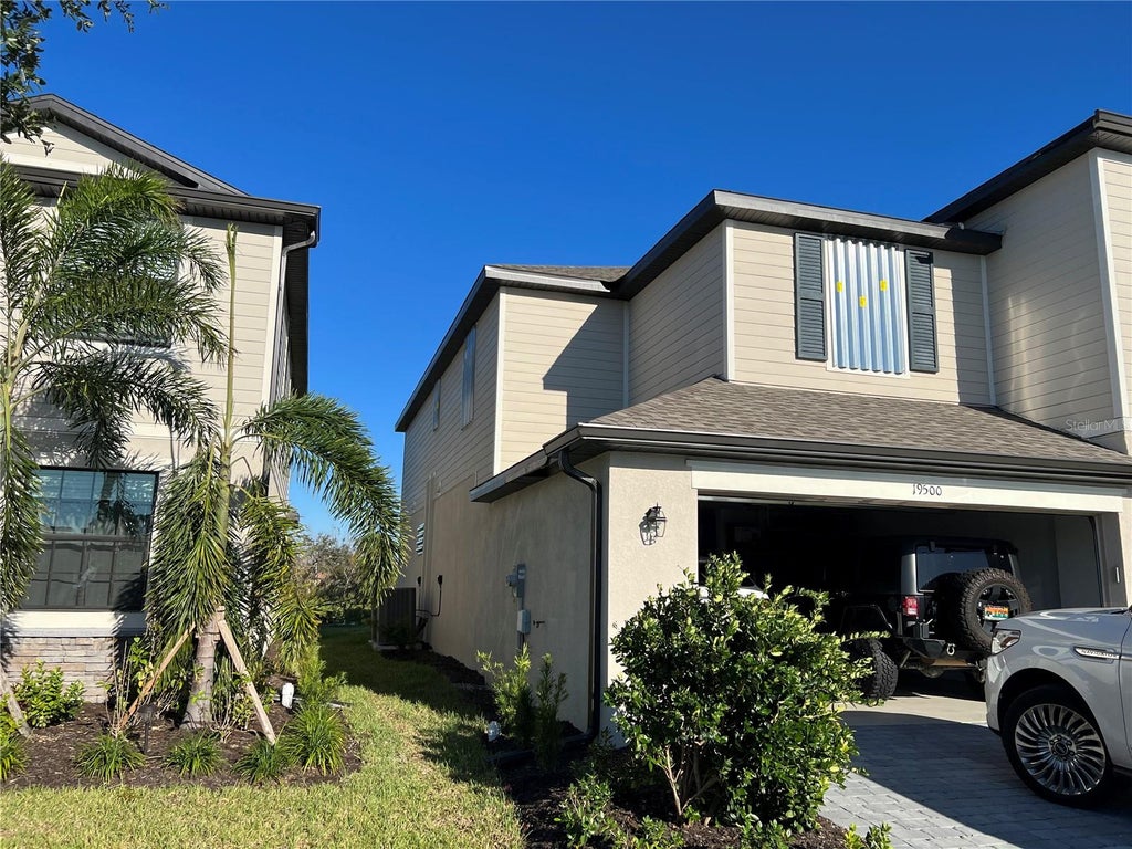 Photo of 19500 Fishhawk Trail, Venice, FL 34293 (MLS # A4710807)