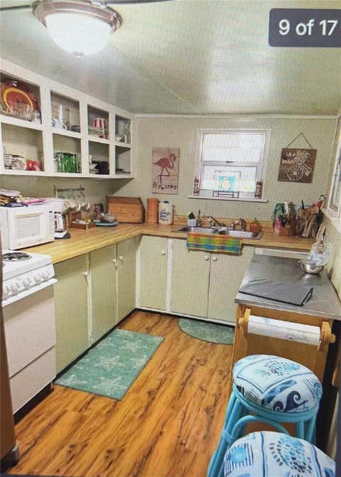 Tiny photo for 2 Alley A, Yankeetown, FL 34498 (MLS # W7886978)