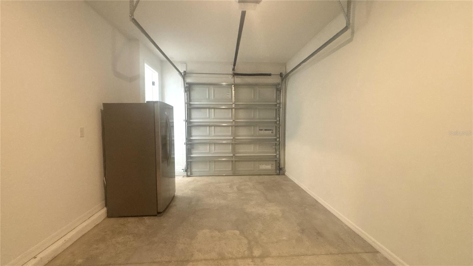 WESLYN PARK - Residential Lease
