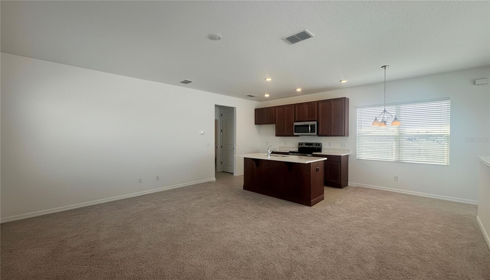 WESLYN PARK - Residential Lease
