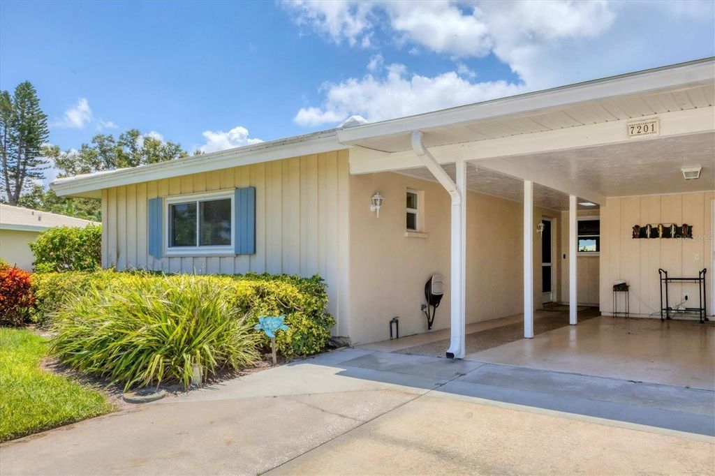 Photo of 7201 10th Avenue W, Bradenton, FL 34209 (MLS # A4669636)