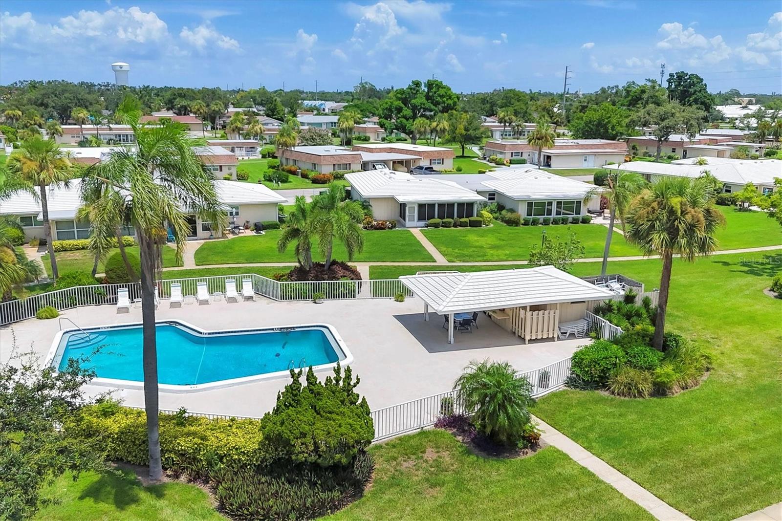 VILLAGE GREEN OF BRADENTON SECTION TWO - Residential