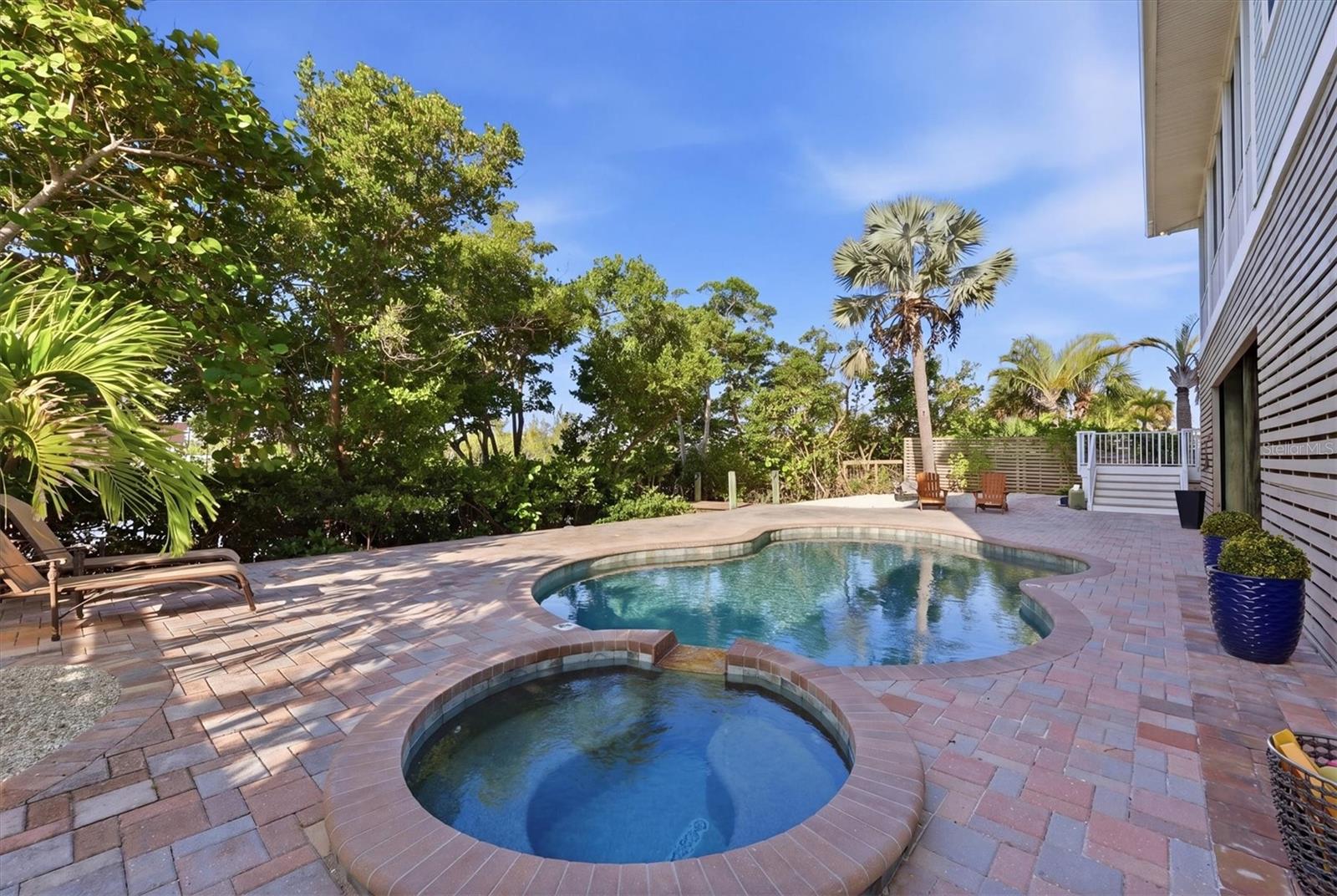 PALM ISLAND ESTATE - Residential