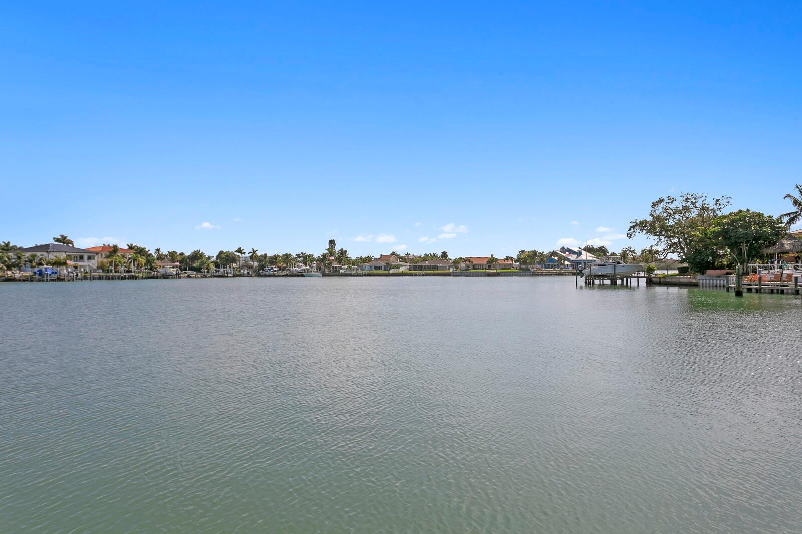 SOUTH CSWY ISLE YACHT CLUB 5TH ADD - Residential