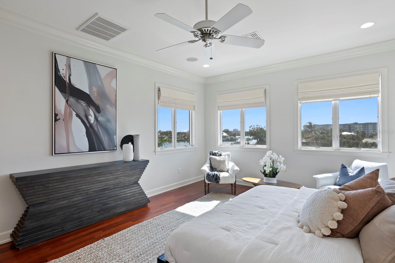 SOUTH CSWY ISLE YACHT CLUB 5TH ADD - Residential